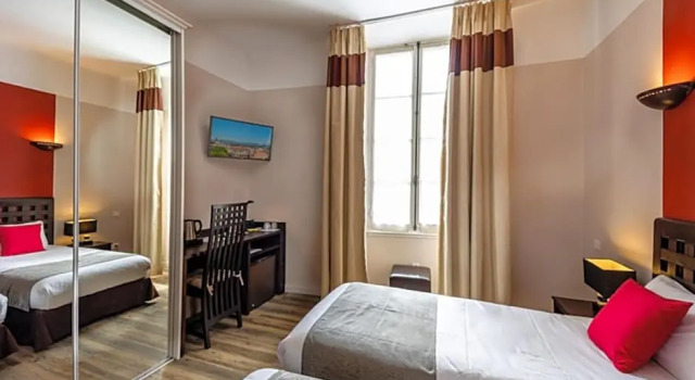 Номер Standard Best Western le Comtadin
