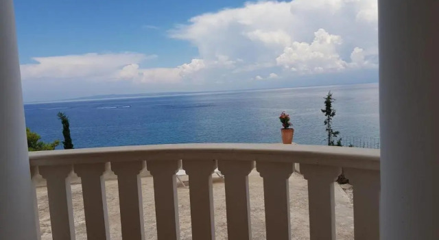Апартаменты Deep Blue Villas