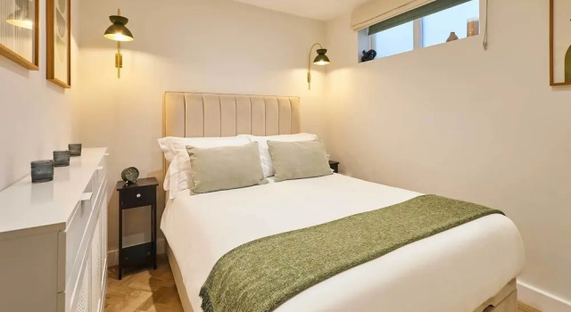Host Stay Holmfirth Hideaway, Забронировать Дом для отпуска Отели Западного Йоркшира с парковкой, Парковка