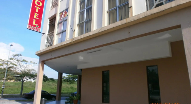 Oasis Hotel
