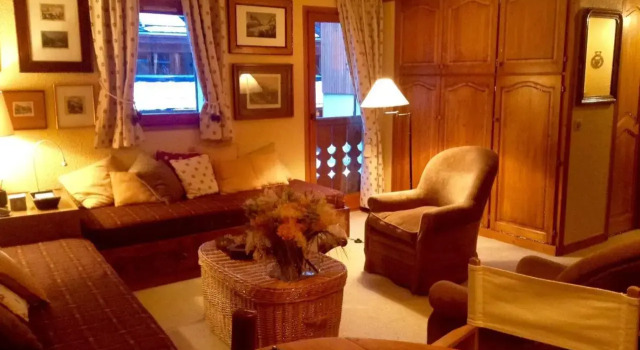 Cosy Apt for 4 in Courchevel