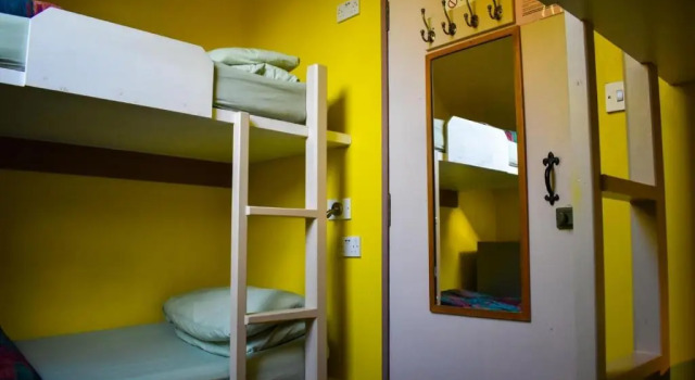 Кровать в общем номере (женский номер) Castle Rock Hostel