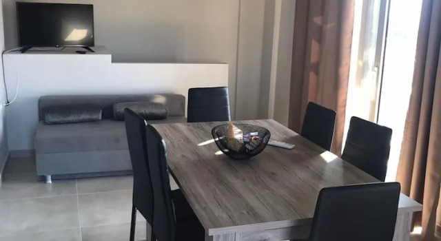 Семейная вилла с 3 комнатами с видом на залив Electra Villas