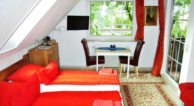 Апартаменты с 2 комнатами с балконом Ostsee Hotel-Pension An der Lindenallee