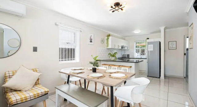 17 Mullet Close, Buchen Sie Ferienhaus Marina da Gama Westkap
