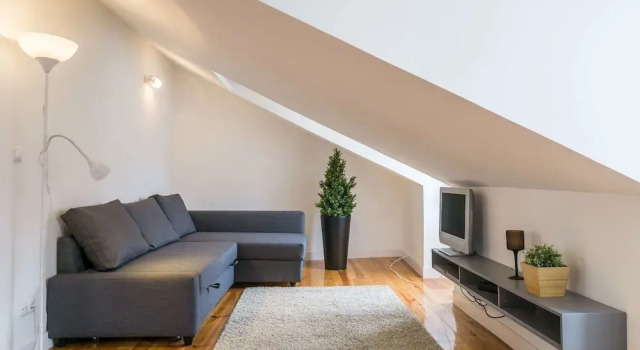 Апартаменты Comfortable and Trendy Lisbon Apartment