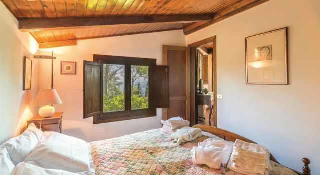 Pagoda, Rezervasyon Otel Umbria havuzlu oteller, Yüzme Havuzu