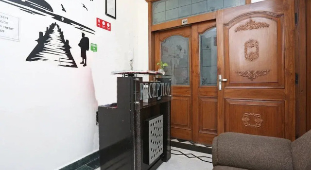 ASR Guest House by OYO Rooms