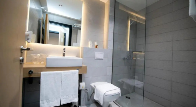 Номер Deluxe City Inn