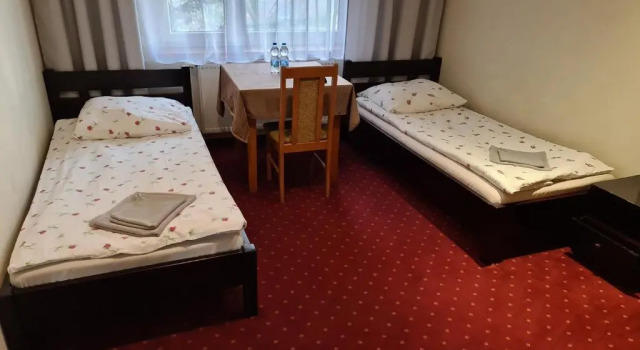 Kamionki, Prenota Hotel Sosnowiec 