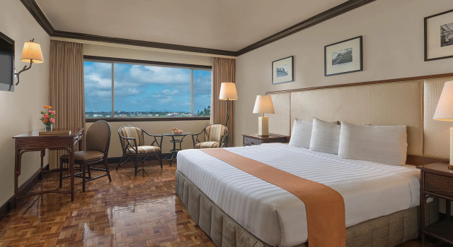Taal Vista Hotel