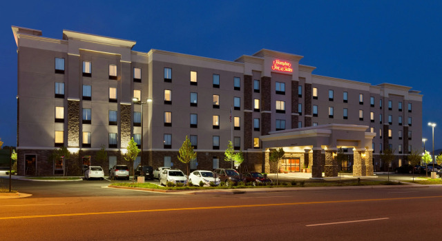 Hampton Inn and Suites Roanoke Airport/Valley View Mall, Buchen Sie Hotel Roanoke Virginia