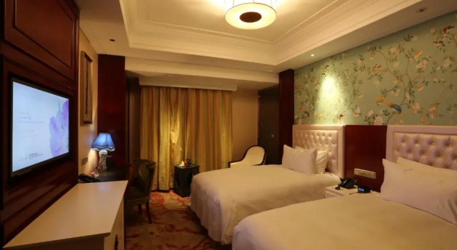 Двухместный номер Deluxe S&N Zhejiang LinHai International Hotel