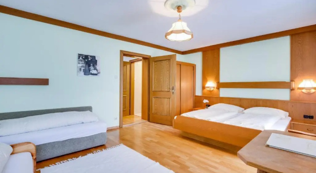 Четырёхместный номер Standard Hotel Himmelreich