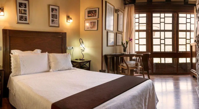 Micro-Hostal La Puerta del Perdón, 预订 青年旅舍 维拉弗兰卡·德尔·比尔 El Bierzo