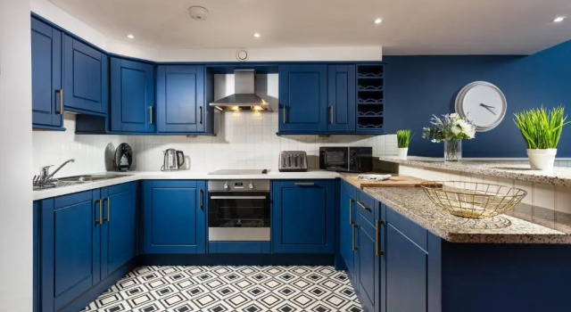 Апартаменты Duplex Central Plymouth Apartment - Private Parking - Sleeps 6 - By Habita Property