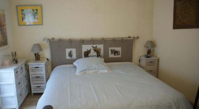 La Maison du Canal de Rompsay - 5 min de la Rochelle, Rezerwuj Hotel Hotele w Charente-Maritime z parkingiem, Parking