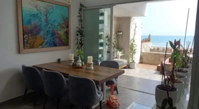w Spacious 4BR Duplex w Pool in Punta Hermosa, Book Lejlighed Punta Hermosa Lima-provinsen