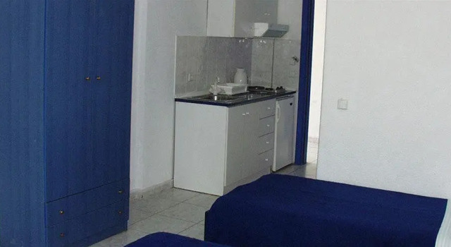 Macedonia Sky, Book Hotel Hanioti 
