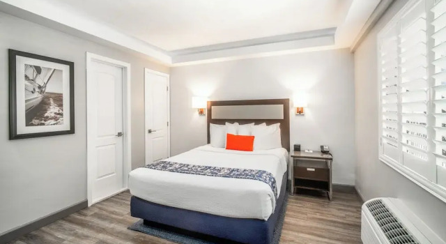 Двухместный номер Standard с 2 комнатами Inn at 50 Long Beach Convention Center