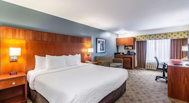 Двухместный номер Standard TownePlace Suites by Marriott Portland Airport