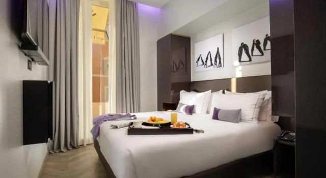 Номер Classic с балконом Hotel La Place Roma