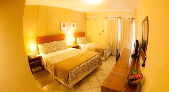 Семейный номер Standard Convair Hotel