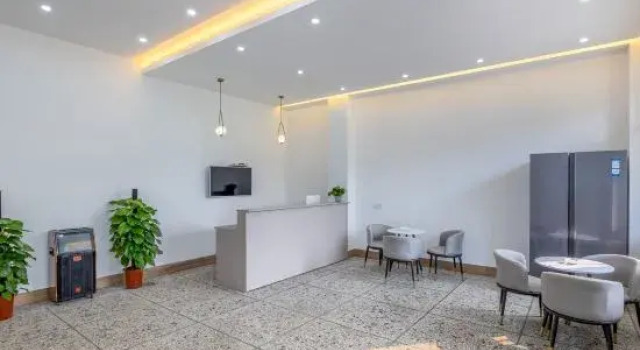 Yijing Courtyard, Забронировать Отель Отели Яншо с парковкой, рядом с Парк Яншо, Парковка