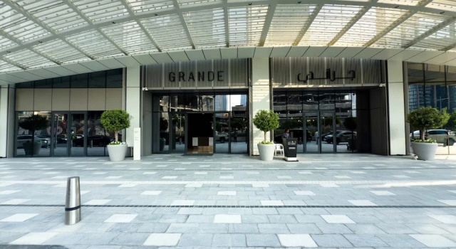 One Lux Stay Grande Signature Residences