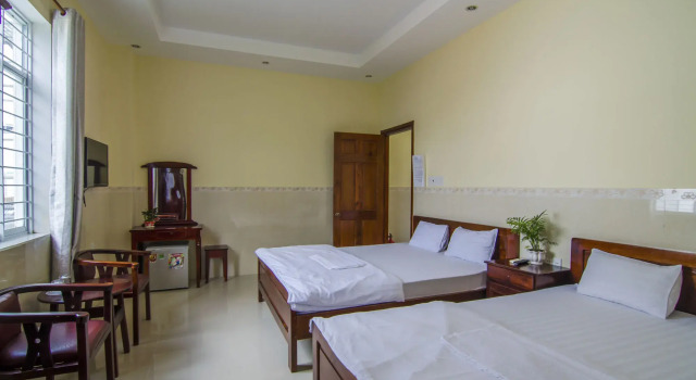 Kim Hồng Nhật Guest House, Забронировать Отель Отели Фукуок с парковкой, рядом с Sung Hung Pagoda, Парковка