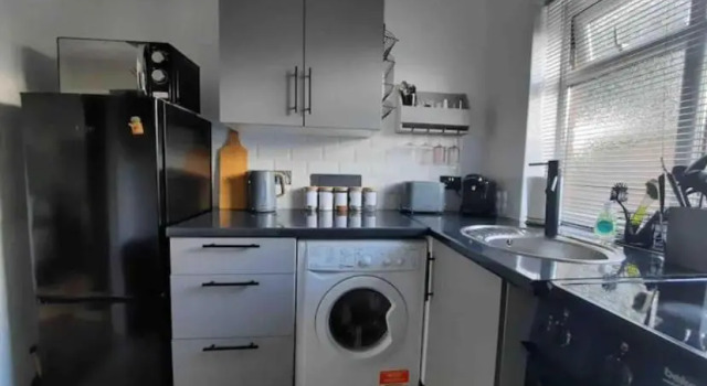The Cwtch,Self Contained Coastal Annex Freshwater (Adults Only)