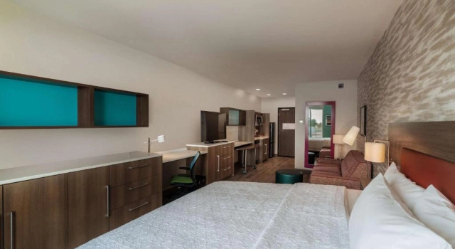 Шестиместный люкс Home2 Suites by Hilton Riverside March Air Force Base
