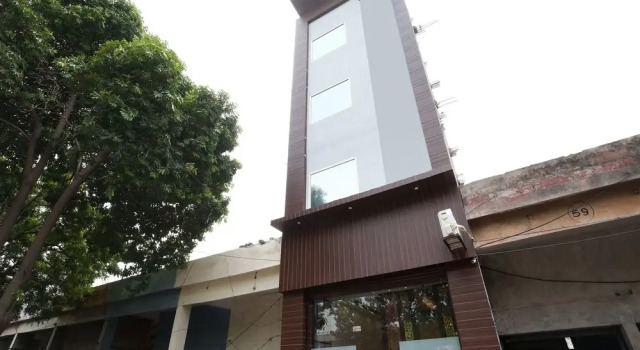 OYO 18319 Hotel Boss, Book Hotel Amritsar Punjab