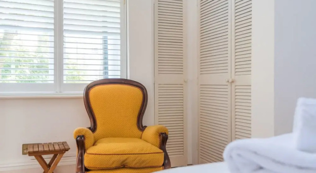 Delightful Notting Hill Home near Hyde Park, Забронировать Отель Отели Лондона 3 звезды, рядом с Улица Уэстбурн-Гроув, 3*