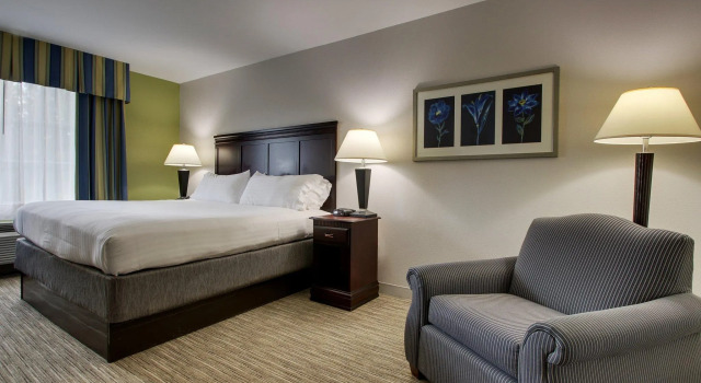 Двухместный номер Standard Holiday Inn Express Hotel & Suites Middleboro Raynham by IHG