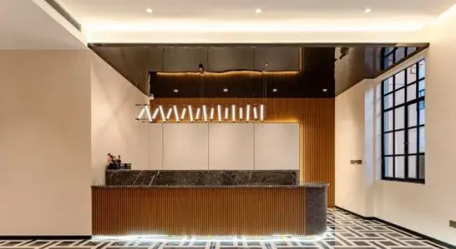 Hongyun·Cixia Hotel (Wuyuan High-Speed Rail Station Branch)