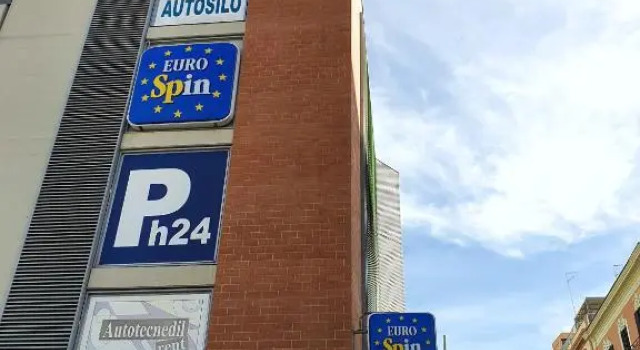Casa Girasole, Забронировать Отель Отели в центре Бари, в центре