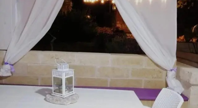 Trullo Antico, Book Hotel Cisternino Valle d'Itria
