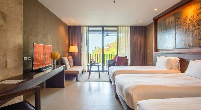 Трёхместный номер Superior SUNSURI PHUKET Resort, Nai Harn Beach