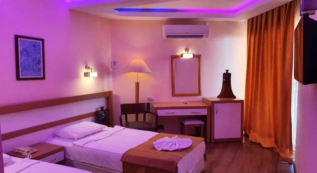 Kleopatra İkiz Otel