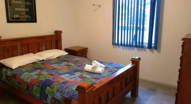 Коттедж Amaroo Resort