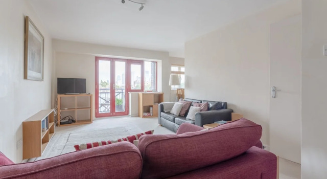 Quiet 3 Bedroom Apartment With Stunning Views, Varaa Huoneisto Asunnot kohteessa Merseyside, Huoneisto