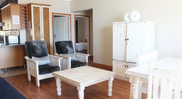 Вилла Oceans Hotel & Self Catering