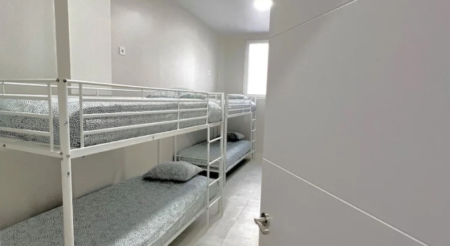Кровать в общем номере Hostel OASIS