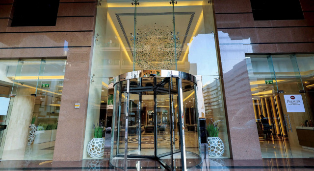 Best Western Premier M Four Hotel, Забронировать Отель Дейра Дубай, рядом с Часовая башня Дейра