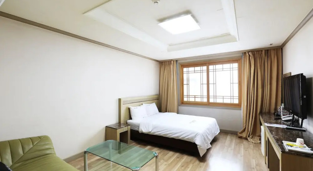 Camera Standard Jeongsun Ace Family Tourist Hotel