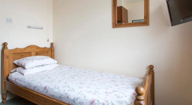 Oakwood Bed and Breakfast Heathrow, Забронировать Отель «постель и завтрак» Отели Большого Лондона с завтраком, Завтраки
