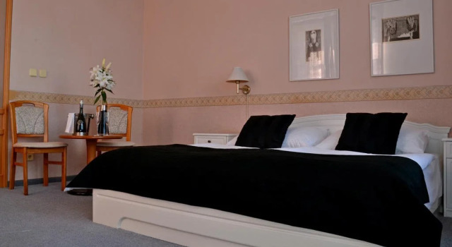 Hotel Havel, Забронировать Отель Рихнов-над-Кнежноу Краловеградецкий край