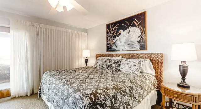 Номер Standard Bright & Sunny Oceanfront Getaway With Central AC & Pool