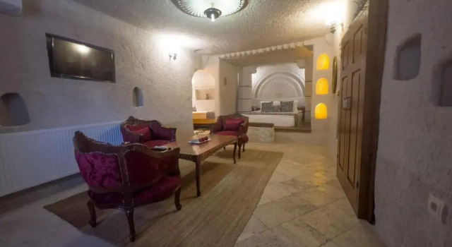 Трёхместный номер Standard Local Cave House